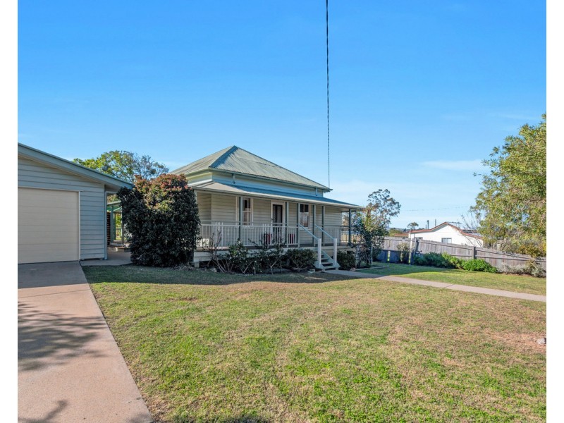 211 Pratten Street, Warwick QLD 4370