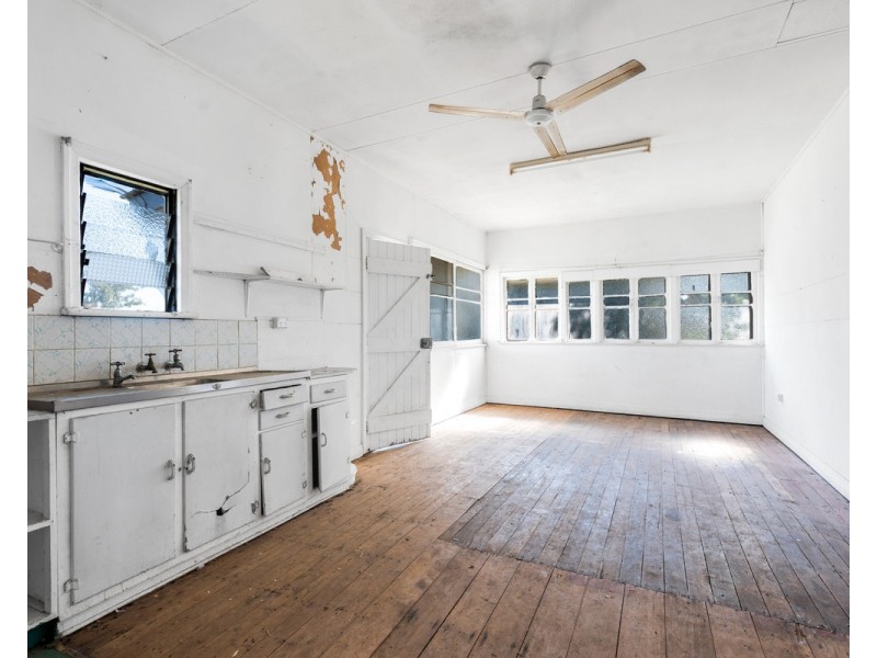 2 Forde Street, Allora QLD 4362