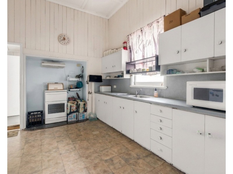 37 Wood Street, Warwick QLD 4370