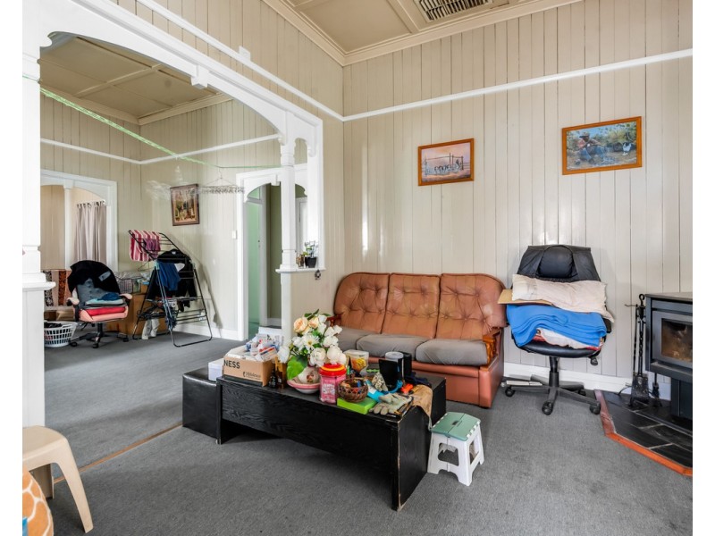 37 Wood Street, Warwick QLD 4370