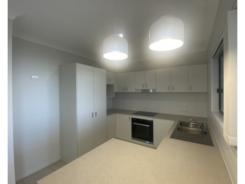 18b Pera Crescent, Warwick QLD 4370