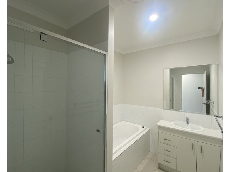 18b Pera Crescent, Warwick QLD 4370