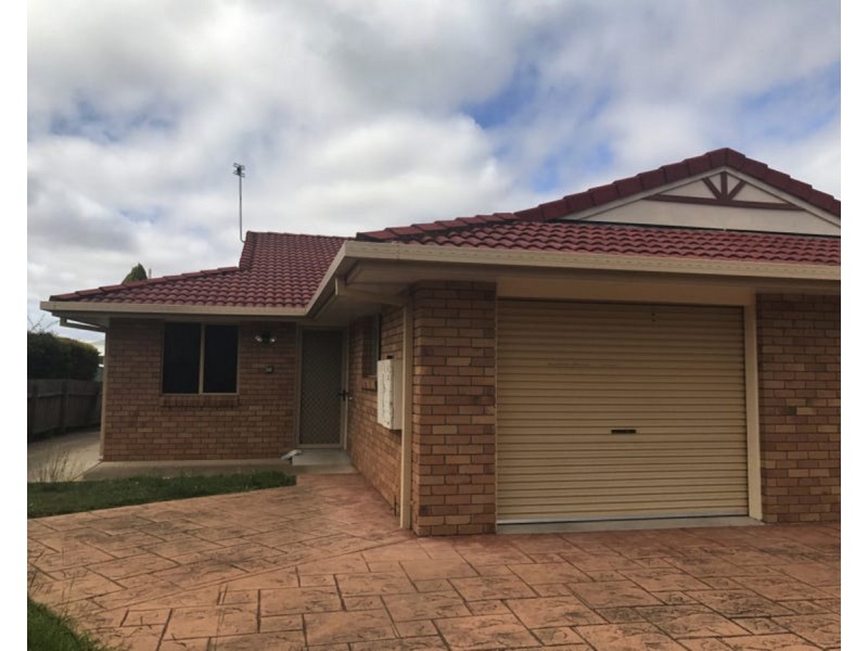1/11 Kidman Drive, Warwick QLD 4370