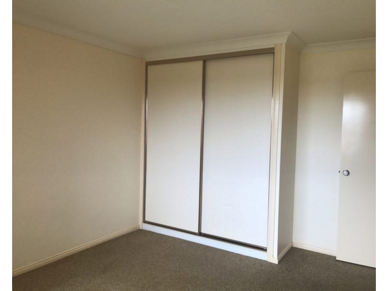 1/11 Kidman Drive, Warwick QLD 4370