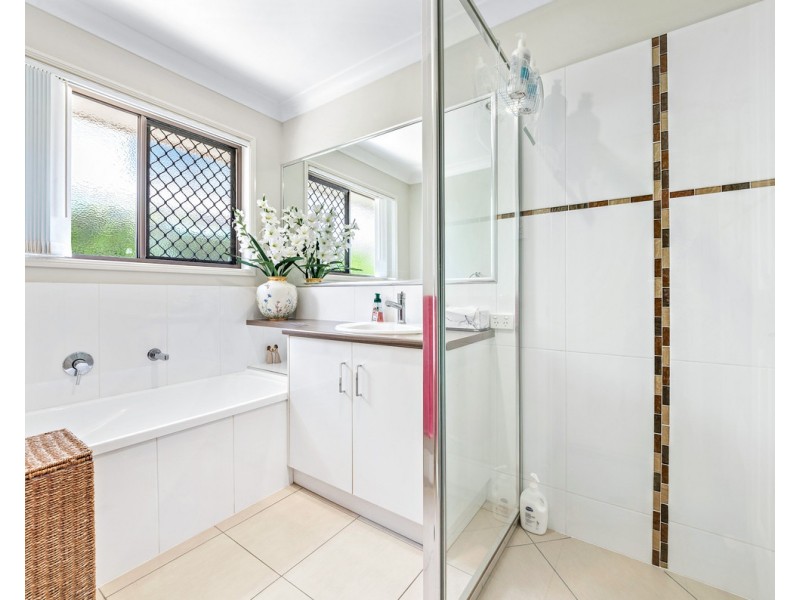 1/11 Iceberg Crt, Warwick QLD 4370