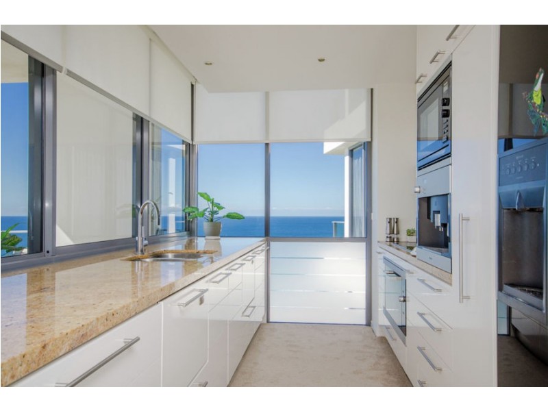 51/173 Old Burleigh Road, Broadbeach QLD 4218