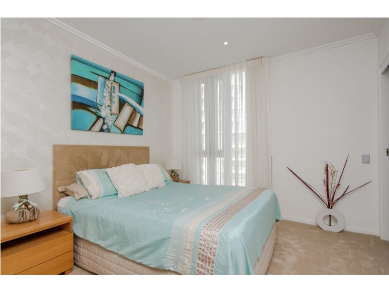 51/173 Old Burleigh Road, Broadbeach QLD 4218