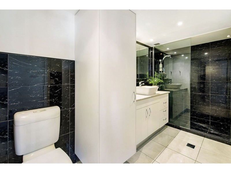8G 50 Old Burleigh Road, Surfers Paradise QLD 4217