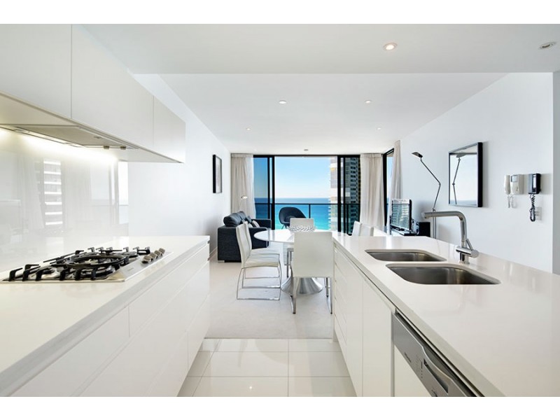 22805/ 21 Elizabeth Avenue, Broadbeach QLD 4218