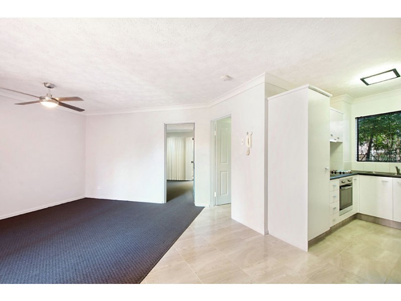 3/10-12 Darrambal Street, Surfers Paradise QLD 4217