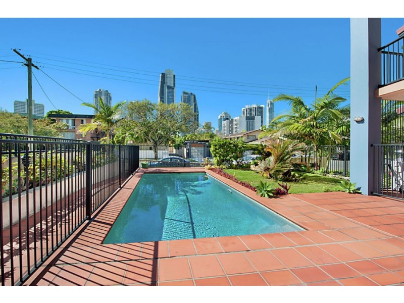3/10-12 Darrambal Street, Surfers Paradise QLD 4217