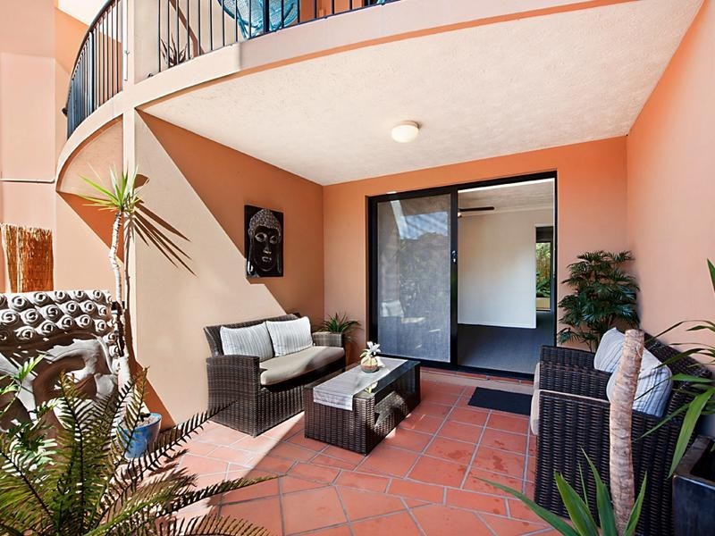 3/10-12 Darrambul Street, Surfers Paradise QLD 4217