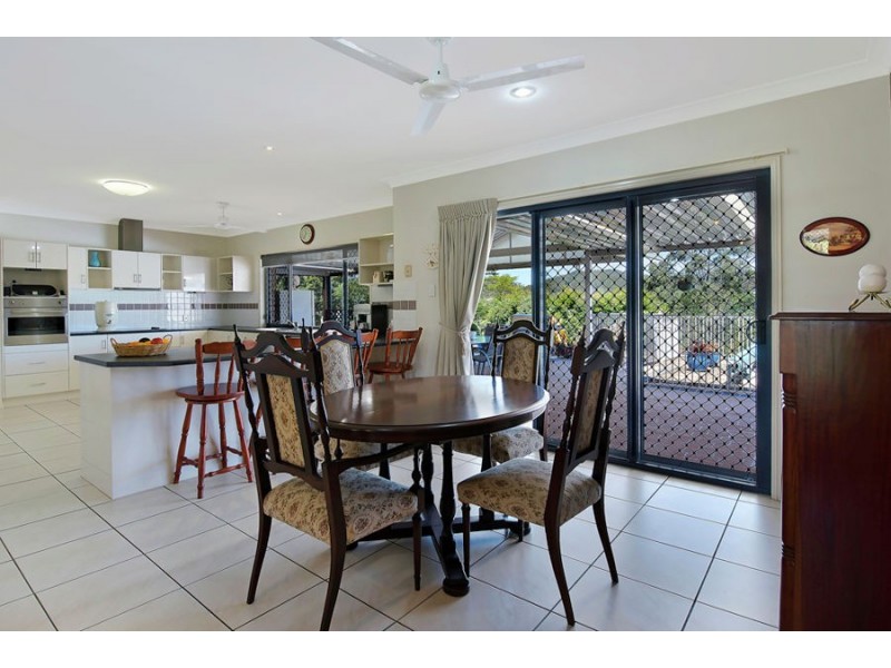 9 Pasture Place, Mount Nathan QLD 4211