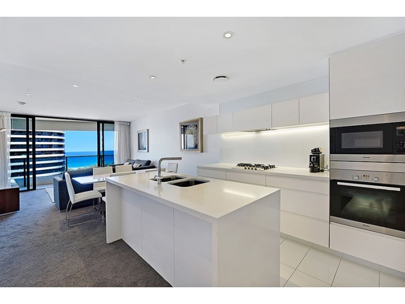 21206 21 Elizabeth Avenue, Broadbeach QLD 4218