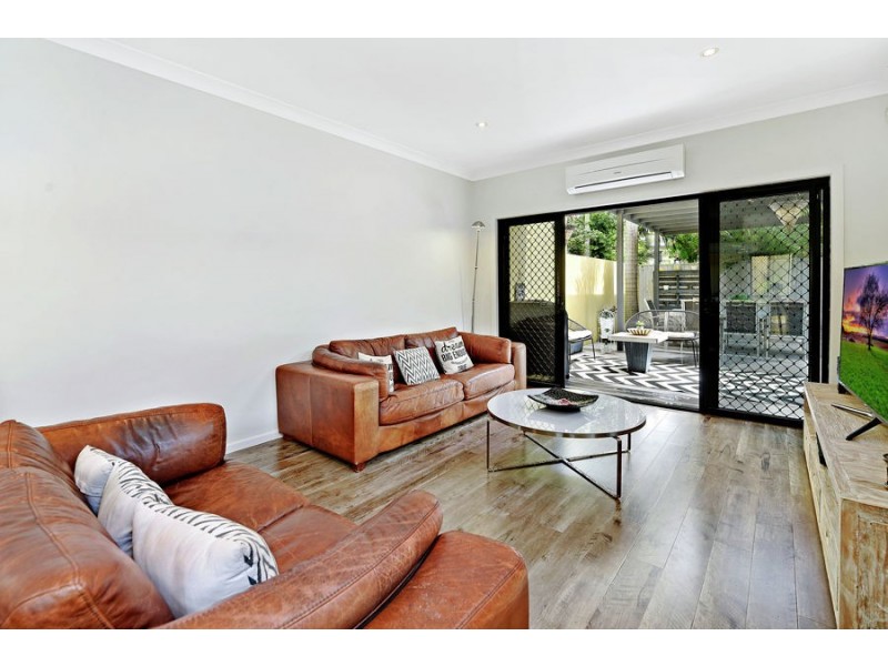 2/39 Peerless Avenue, Mermaid Beach QLD 4218