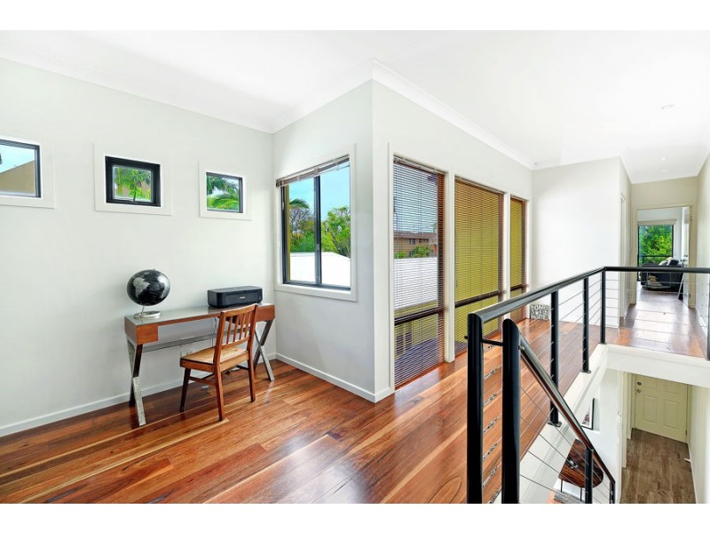 2/39 Peerless Avenue, Mermaid Beach QLD 4218