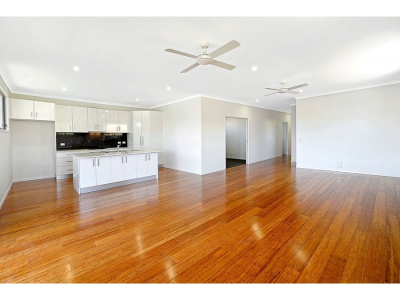 14 Joshua Place, Oxenford QLD 4210