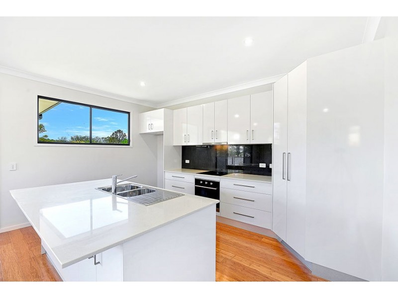 14 Joshua Place, Oxenford QLD 4210