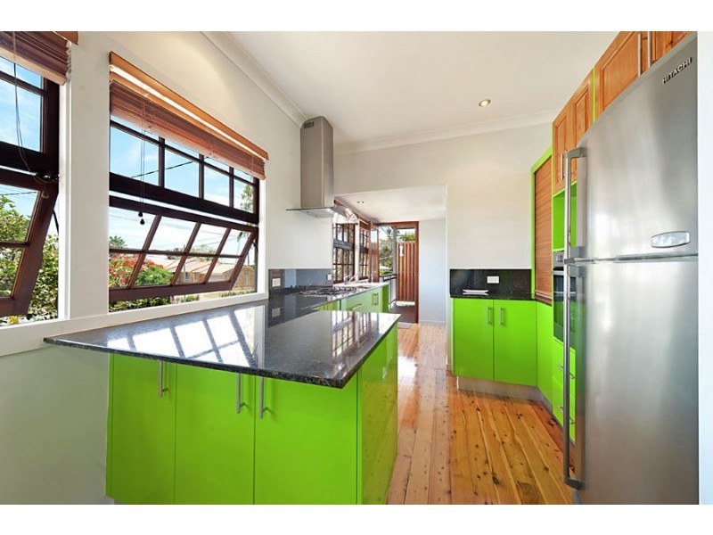 6 Coombe Place, Hope Island QLD 4212