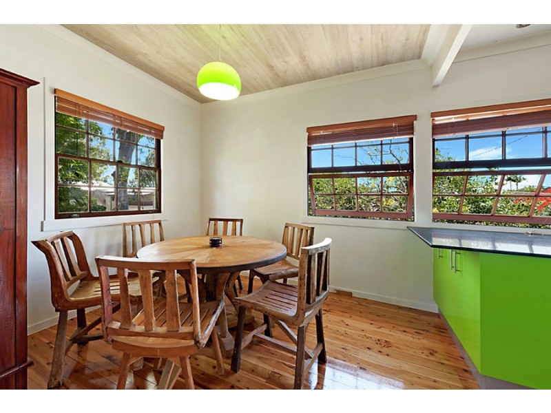 6 Coombe Place, Hope Island QLD 4212