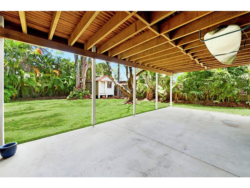 6 Coombe Place, Hope Island QLD 4212