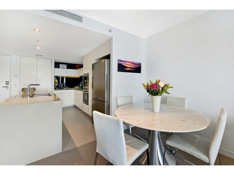 21301/21 Elizabeth Avenue Oracle Tower Two, Broadbeach QLD 4218