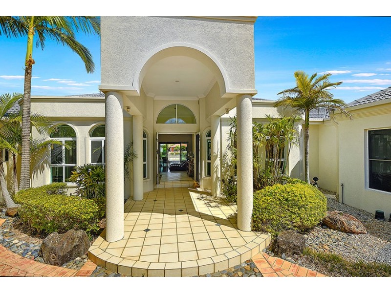 31 Beverley Crescent, Broadbeach Waters QLD 4218