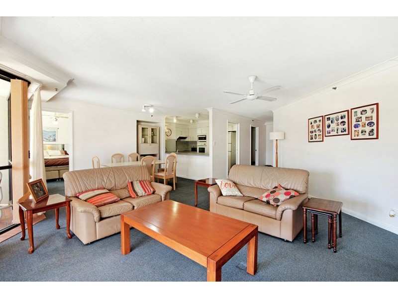 072/15 Victoria Avenue, Broadbeach QLD 4218