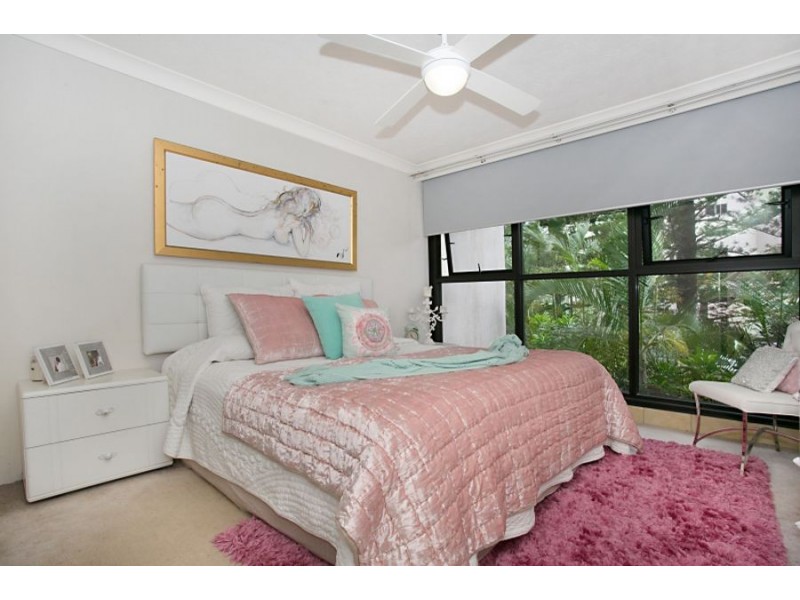7 “Biarritz”85 Old Burleigh Road, Surfers Paradise QLD 4217