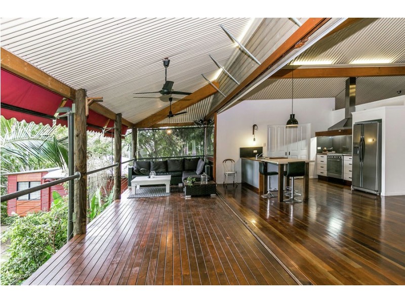 11 Wirildar Drive, Elanora QLD 4221
