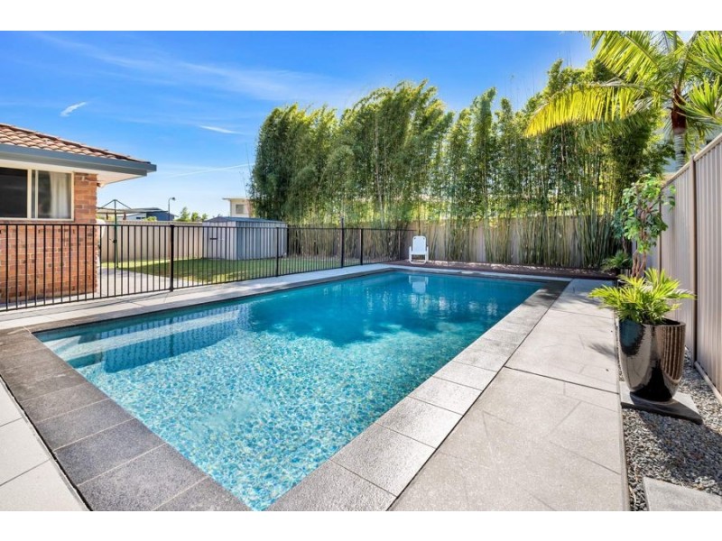 28 Wilkinson Crescent, Currumbin Waters QLD 4223