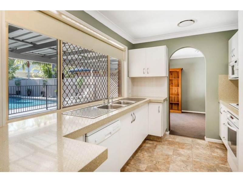28 Wilkinson Crescent, Currumbin Waters QLD 4223