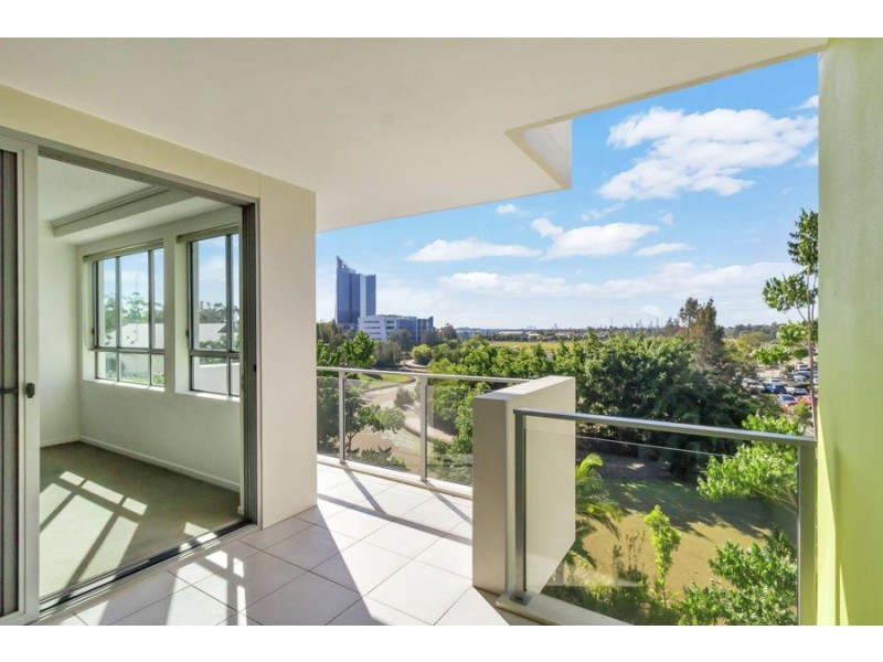 210/2-4 Riverwalk Avenue, Robina QLD 4226