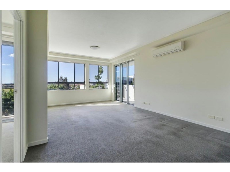 210/2-4 Riverwalk Avenue, Robina QLD 4226