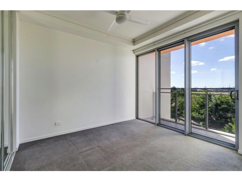 210/2-4 Riverwalk Avenue, Robina QLD 4226