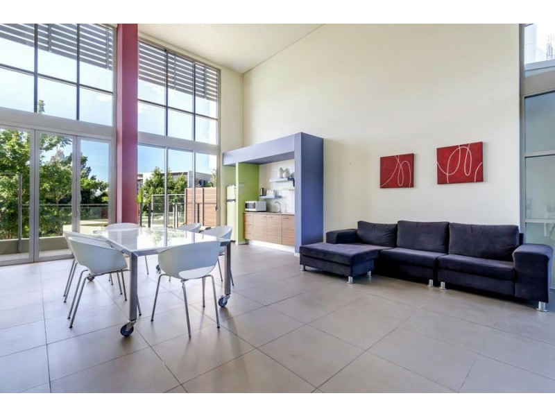 210/2-4 Riverwalk Avenue, Robina QLD 4226