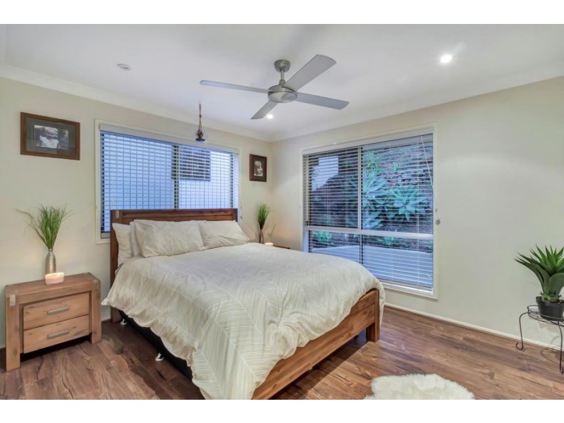 23 Kalamunda Close, Elanora QLD 4221