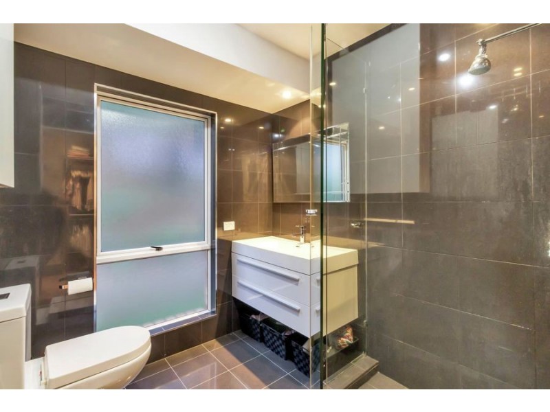 23 Kalamunda Close, Elanora QLD 4221