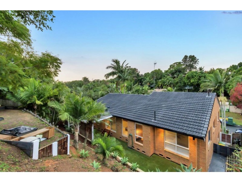 23 Kalamunda Close, Elanora QLD 4221