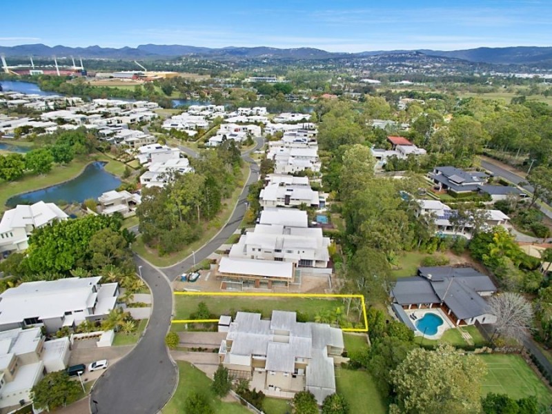 5017B Riverwood Grove, Benowa QLD 4217