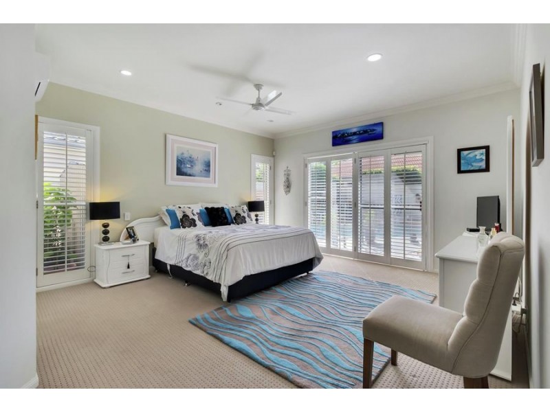 13 Kuranda Drive, Robina QLD 4226