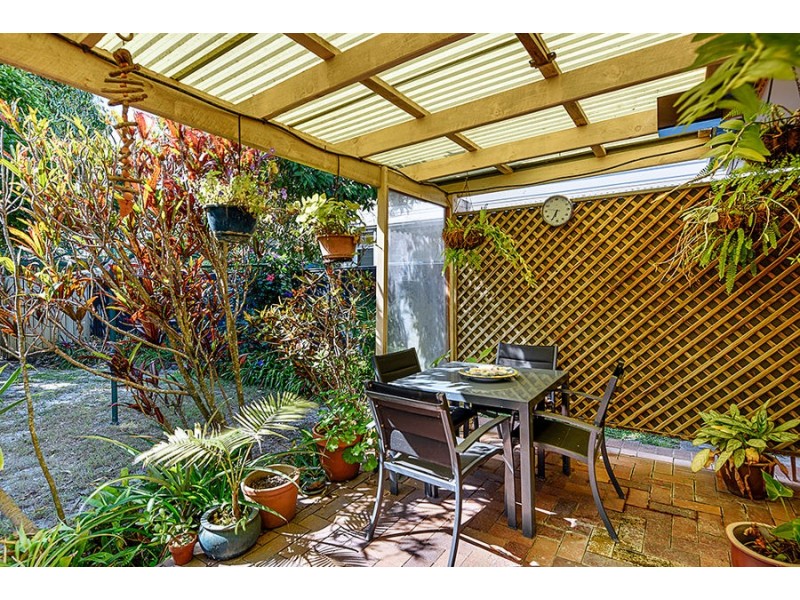 141 Nobby Parade, Miami QLD 4220