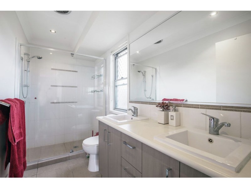 3 Coach Way, Upper Coomera QLD 4209