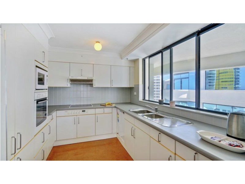 171/15 Victoria Avenue, Broadbeach QLD 4218