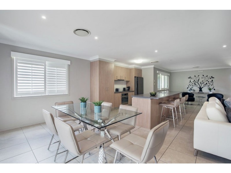 18 Antonson Crescent, Mudgeeraba QLD 4213