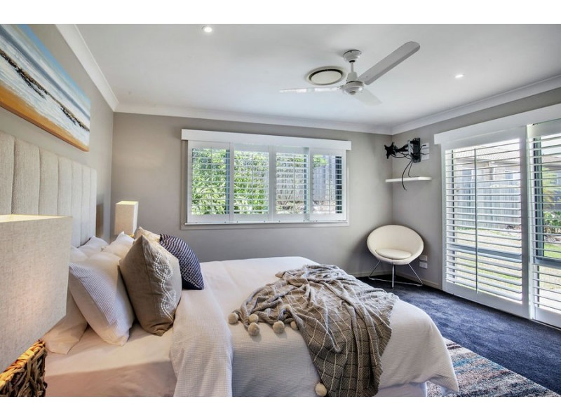 18 Antonson Crescent, Mudgeeraba QLD 4213