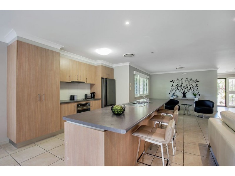 18 Antonson Crescent, Mudgeeraba QLD 4213