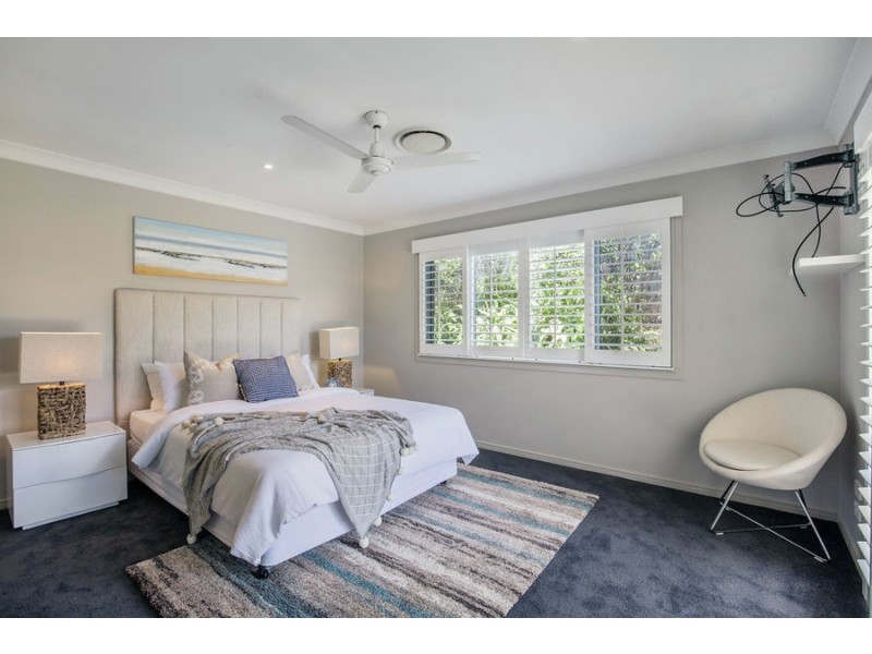 18 Antonson Crescent, Mudgeeraba QLD 4213