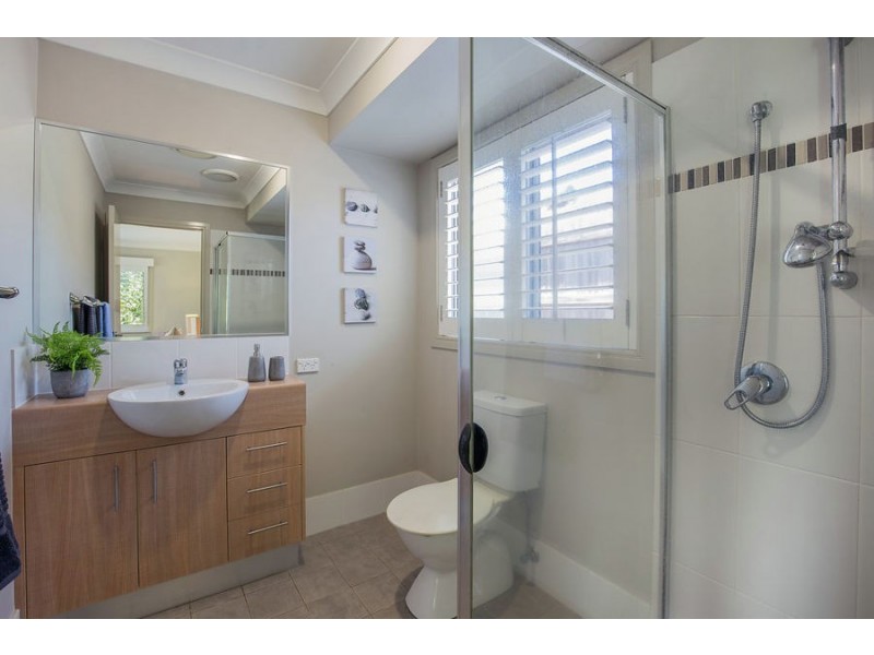 18 Antonson Crescent, Mudgeeraba QLD 4213
