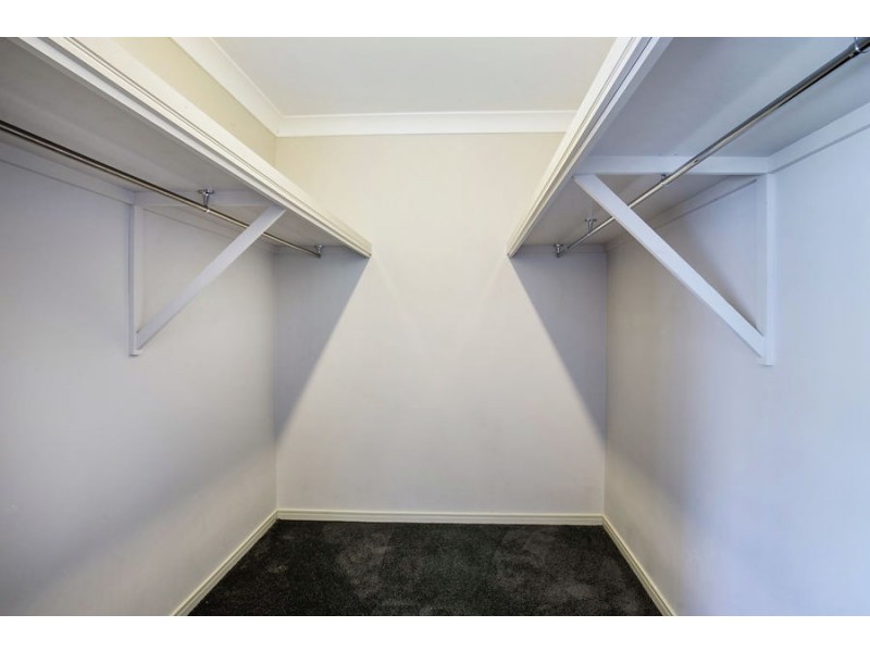 18 Antonson Crescent, Mudgeeraba QLD 4213